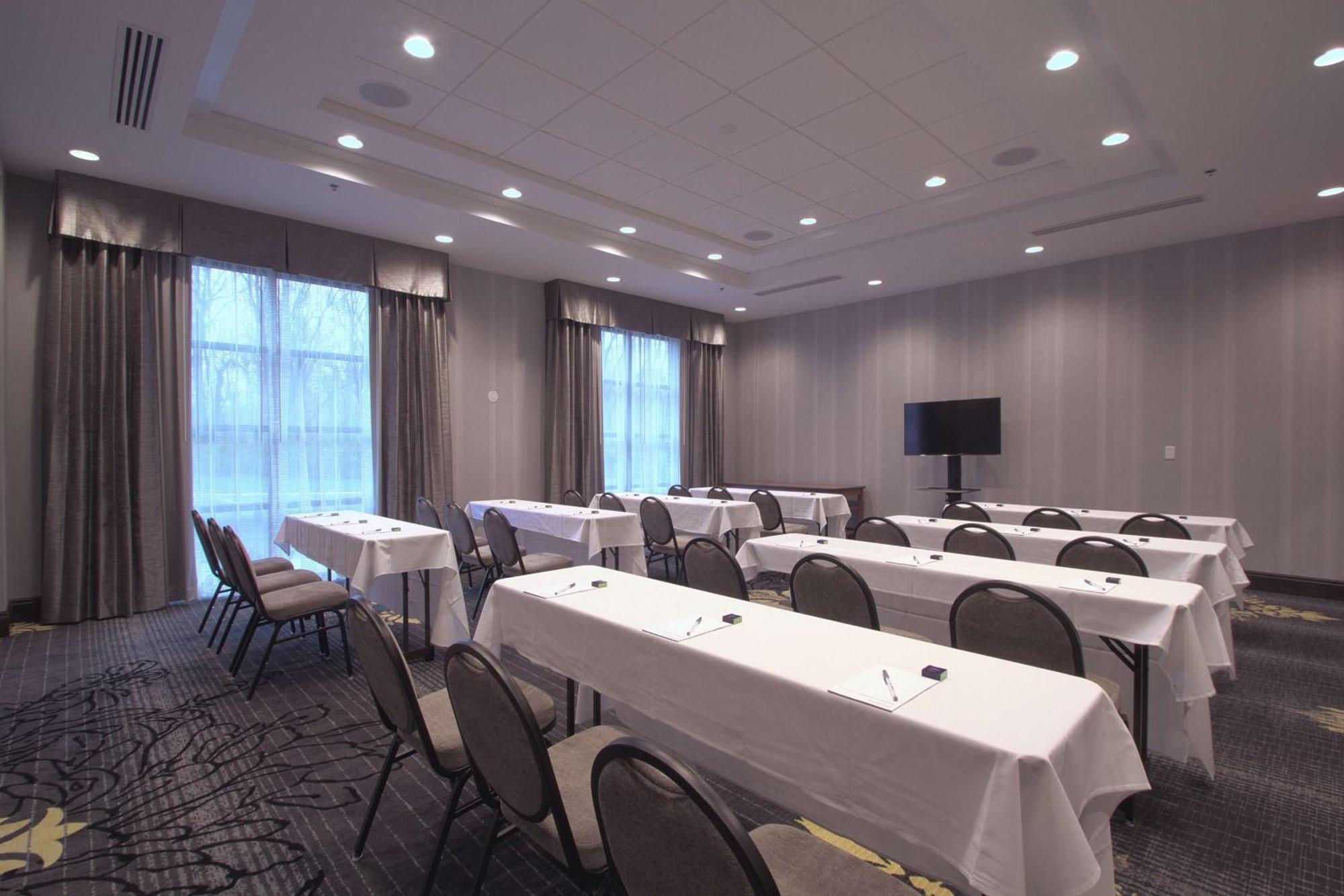 Hampton Inn & Suites Columbus/University Area Dış mekan fotoğraf