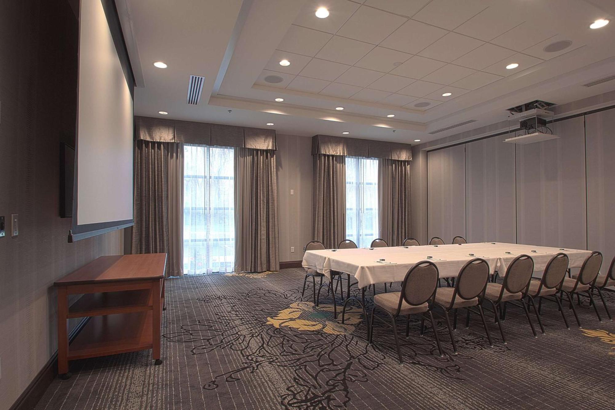 Hampton Inn & Suites Columbus/University Area Dış mekan fotoğraf