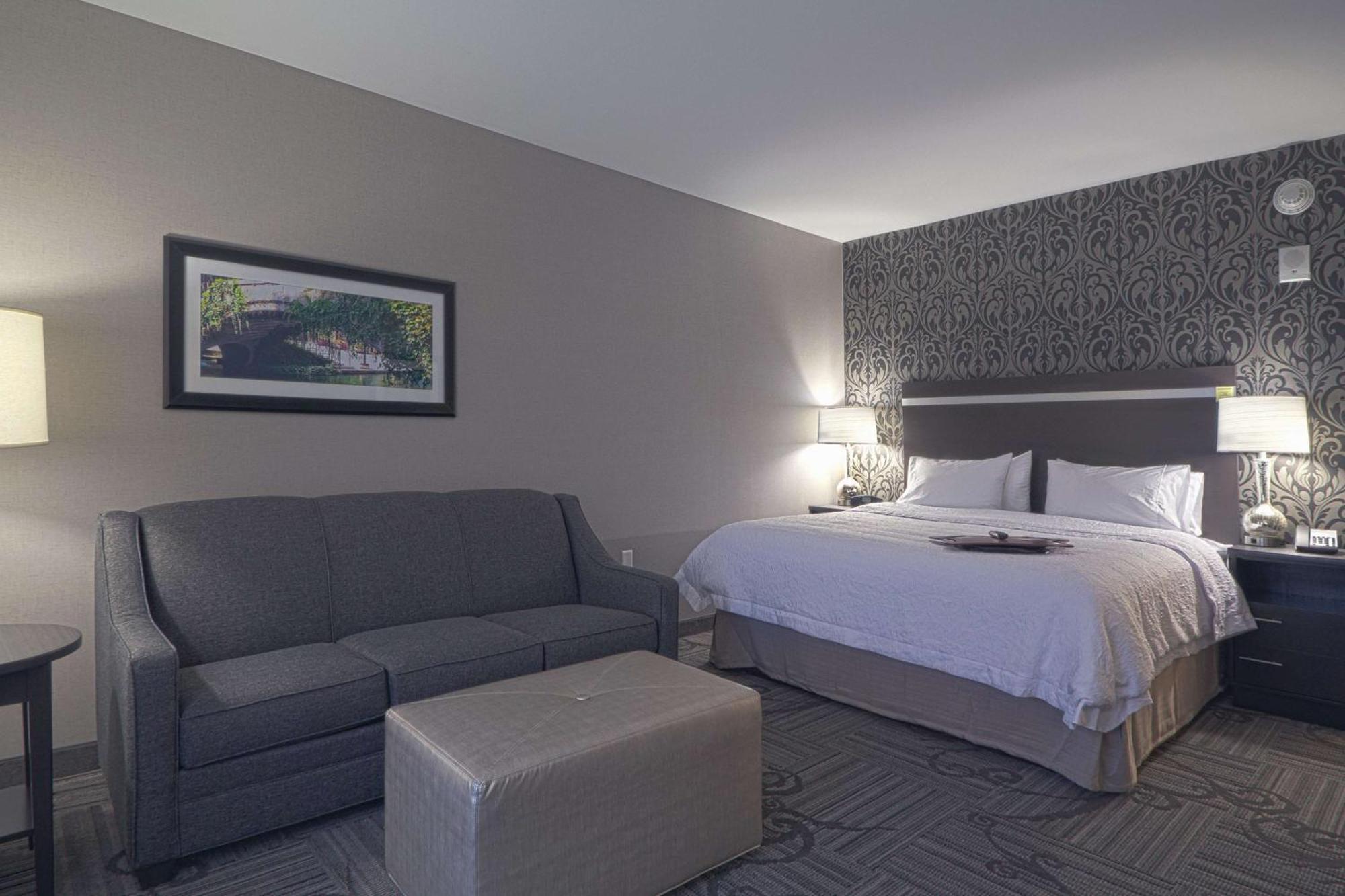 Hampton Inn & Suites Columbus/University Area Dış mekan fotoğraf