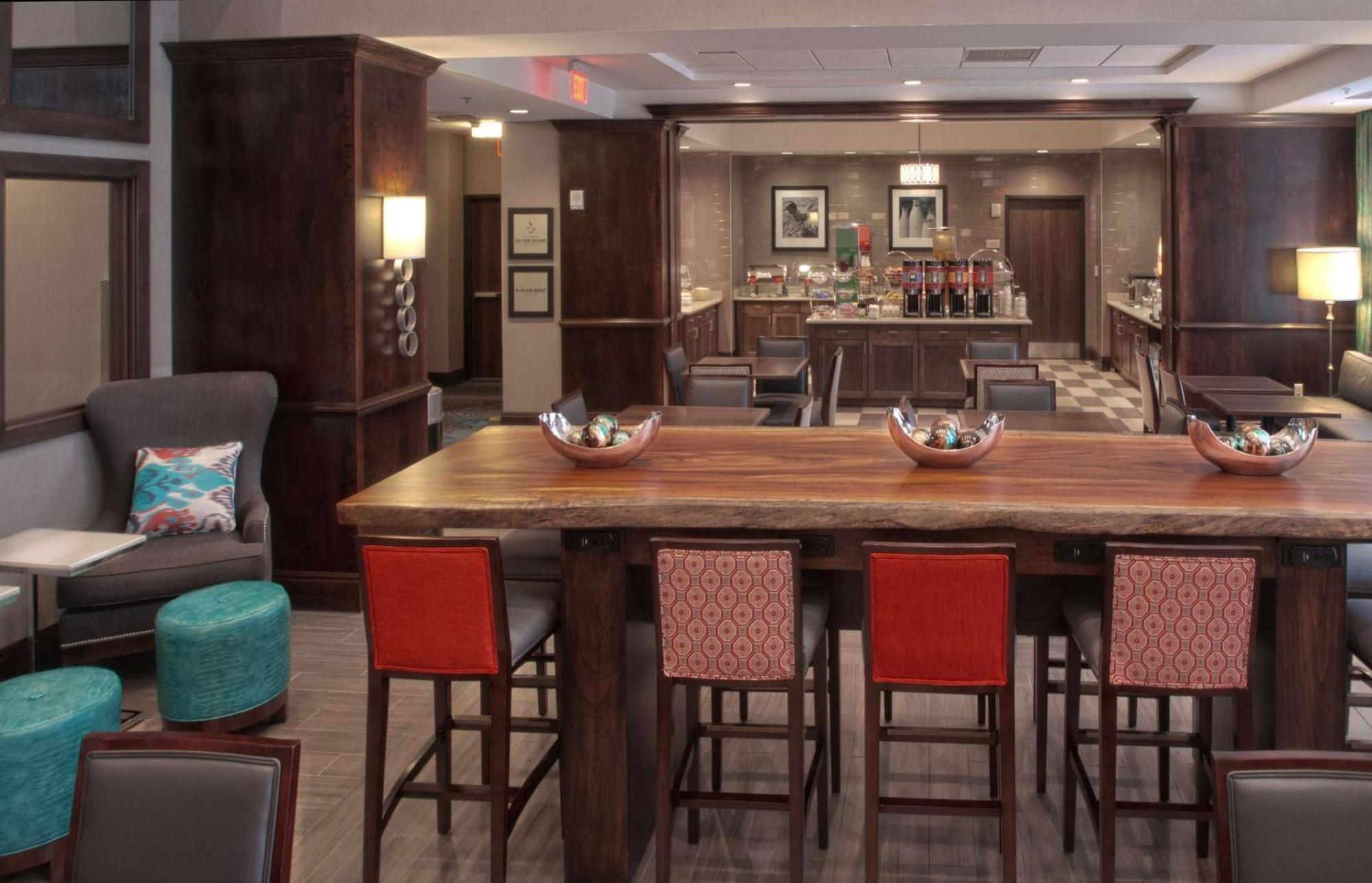 Hampton Inn & Suites Columbus/University Area Dış mekan fotoğraf