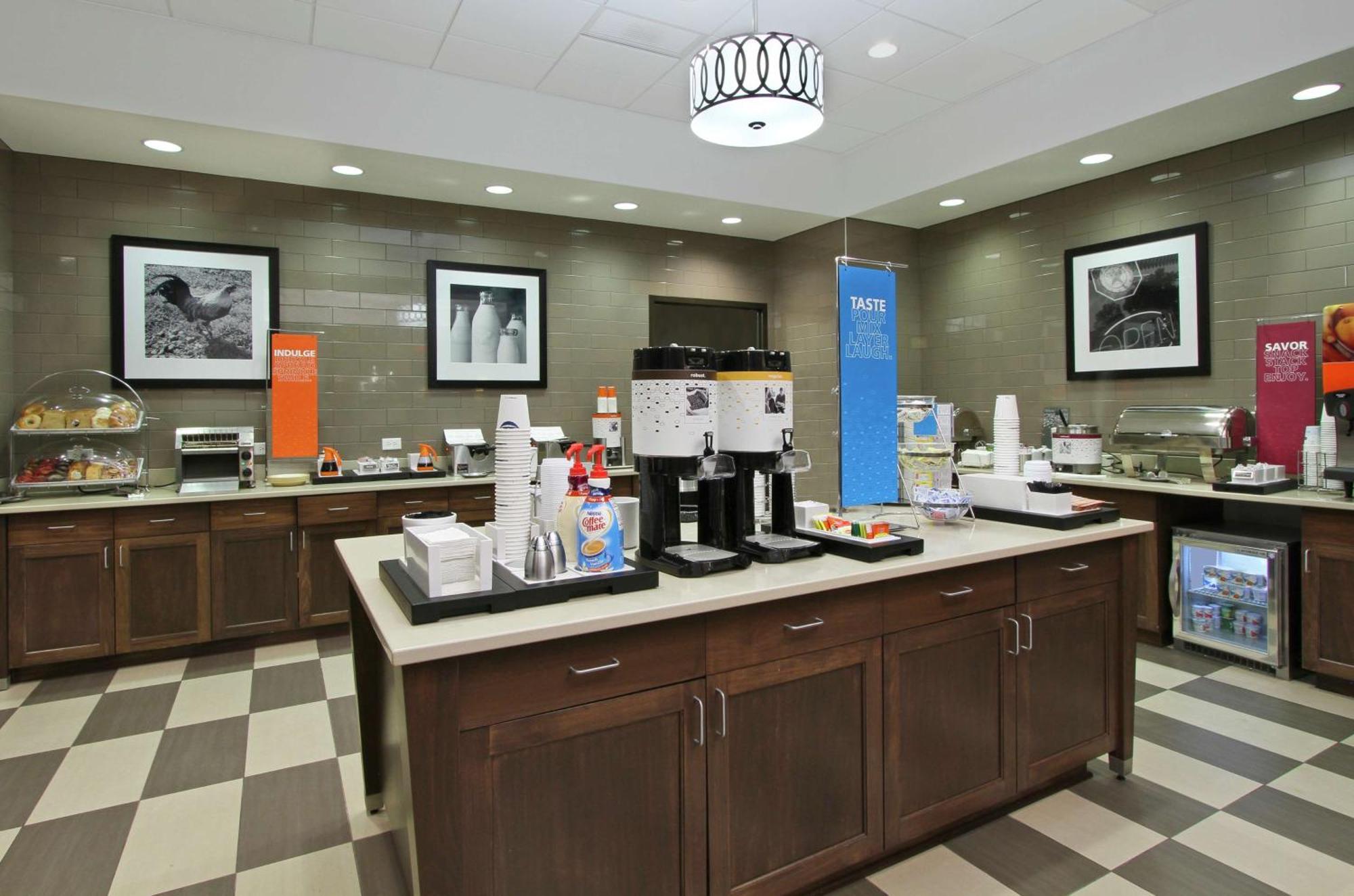 Hampton Inn & Suites Columbus/University Area Dış mekan fotoğraf